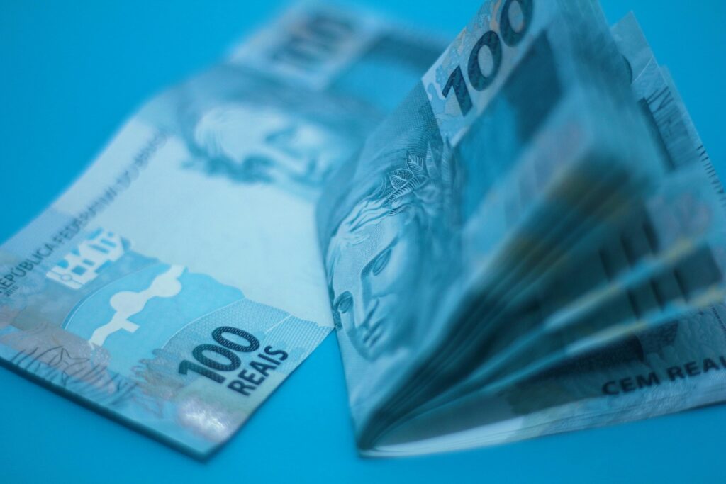 Pagamento do 13º Salário e Benefício Adicional para Aposentados